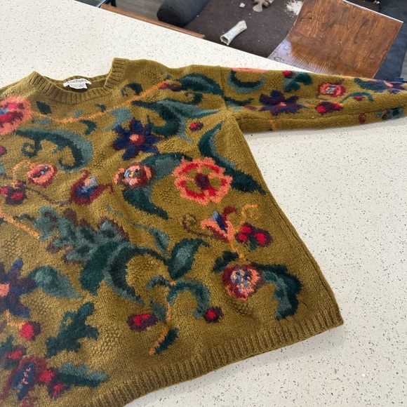 Ann Taylor Vintage Wool Long Sleeve Sweater small Medium
Green Hand Knitted - Picture 3 of 7